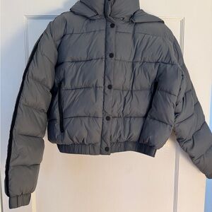 ALO Yoga Charcoal Puffer Jacket